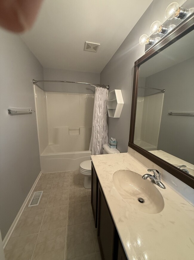 Building Photo - 2340 Hudson Cir