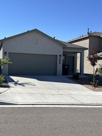 Building Photo - 4818 Mount Salas St NE