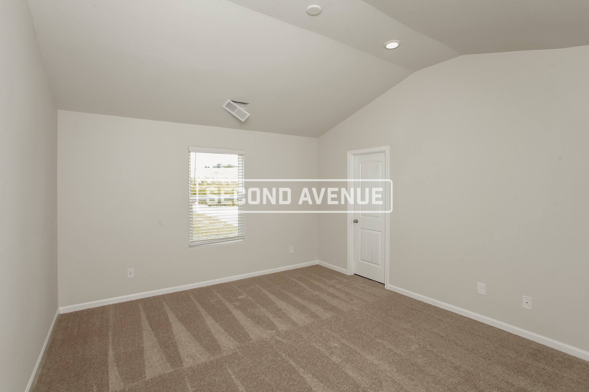 Building Photo - 407 Misty Knl Dr