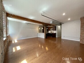 Building Photo - Large one bedroom loft in West Bottoms!