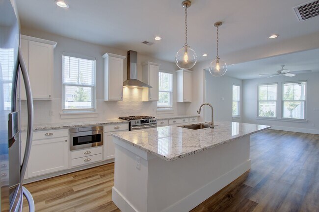 Building Photo - Beautiful Upgraded Midtown Nexton Rental Home | 3 Bed + 3.5 Bath