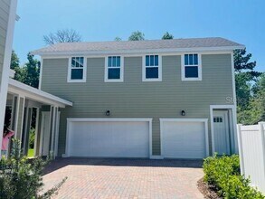 Building Photo - 7545 Estuary Lk Lp