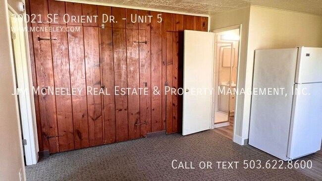 Building Photo - 30021 SE Orient Dr
