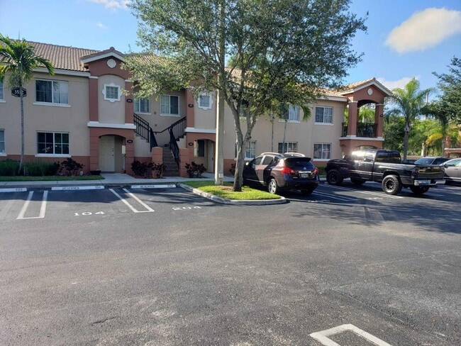 Building Photo - 3512 Briar Bay Blvd