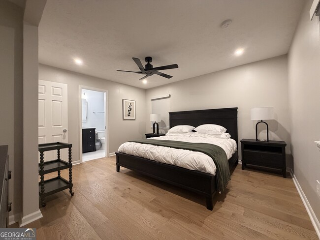 Building Photo - 174 Talmadge St