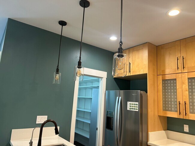 Building Photo - Charming Home in Winters, CA