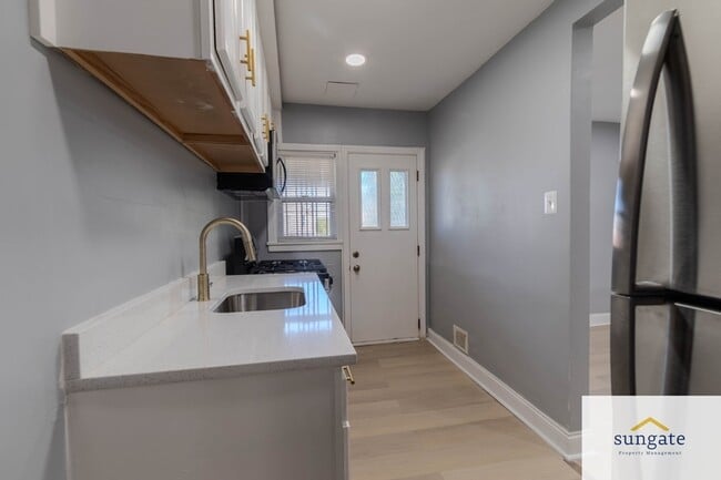 Building Photo - 105 Upmanor Rd