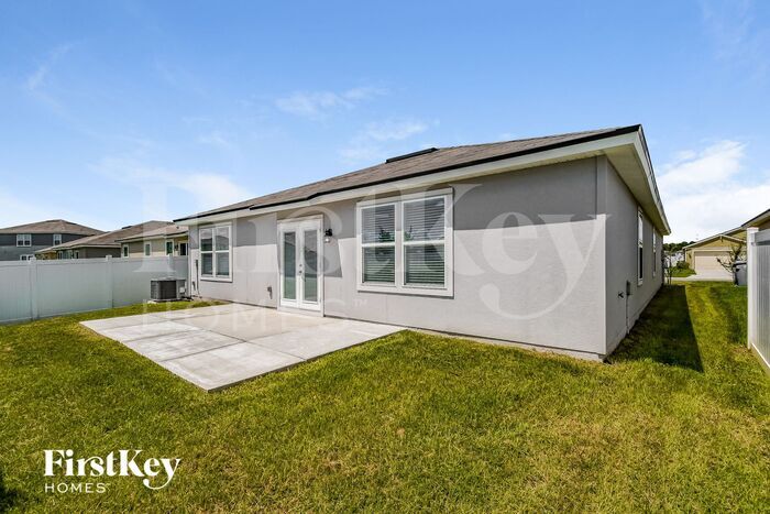 Building Photo - 3535 Shiner Dr