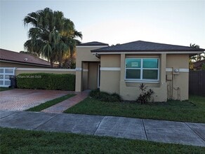 Building Photo - 11481 SW 145th Ave