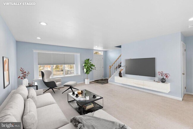 Building Photo - 219 Liberty Dr