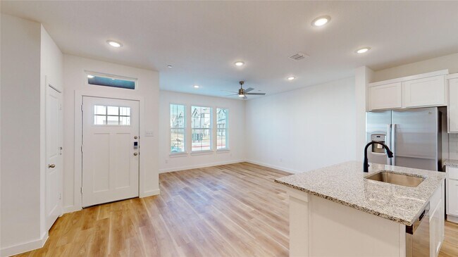 Building Photo - 2915 Parks Mccoy Ln
