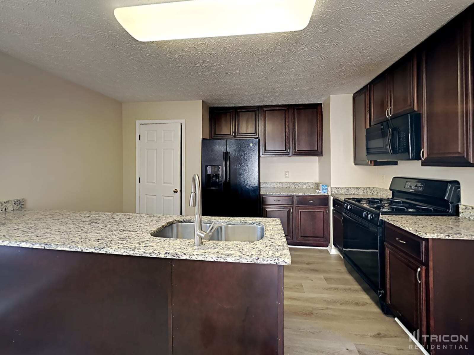 Building Photo - 1112 Karastan Ct SW