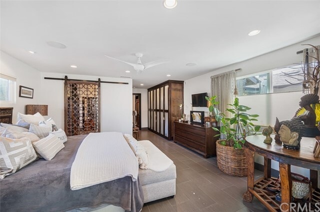 Building Photo - 16341 Hollywood Ln