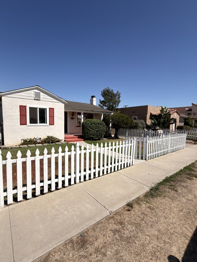 Building Photo - 4577 32nd St