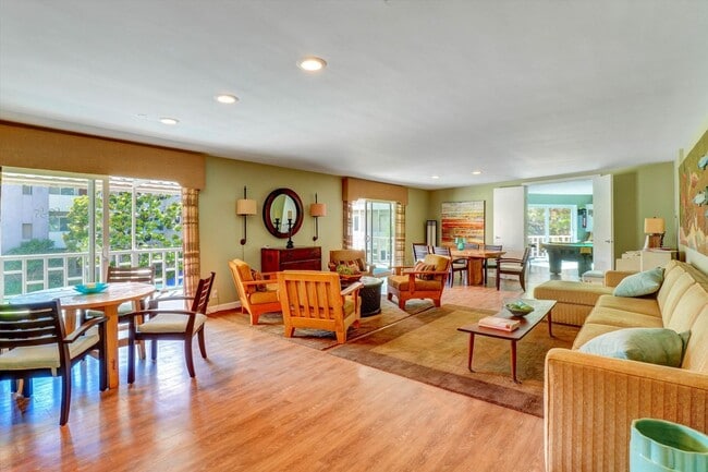 Building Photo - 13561 Table Rock Dr