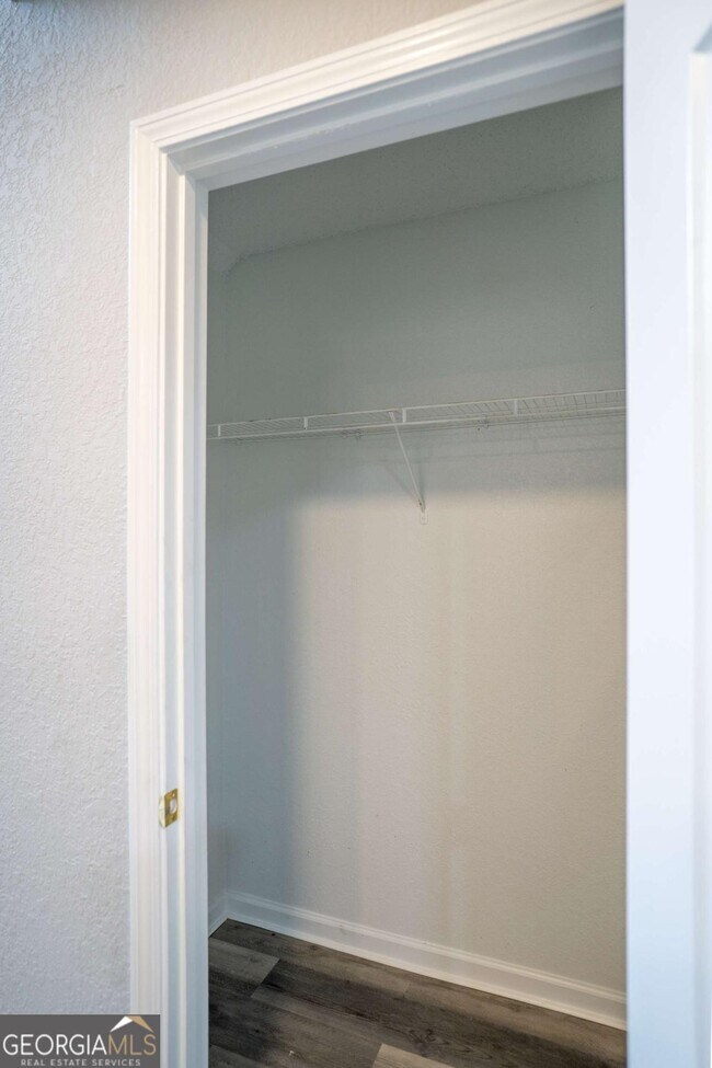 Building Photo - 3243 Newtons Crest Cir