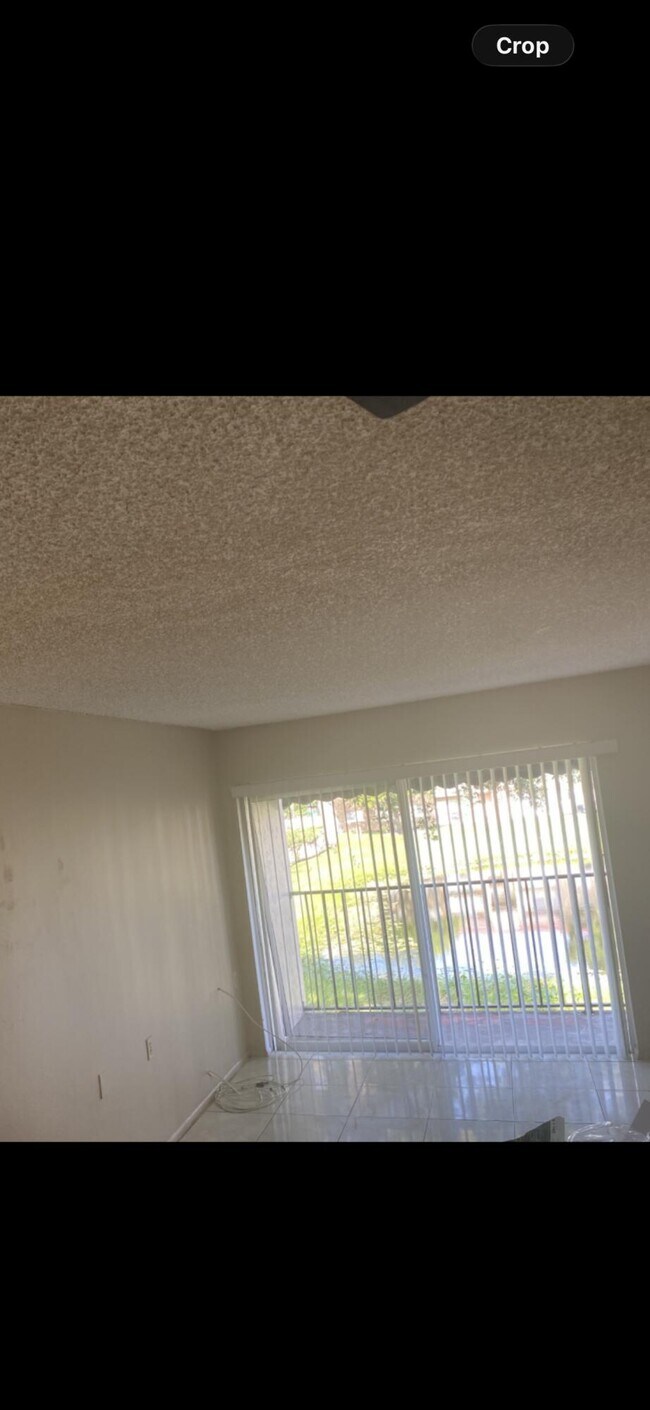 Building Photo - 1127 Lake Terry Dr