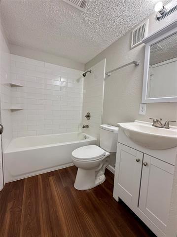 Building Photo - 1422 Bob White Dr