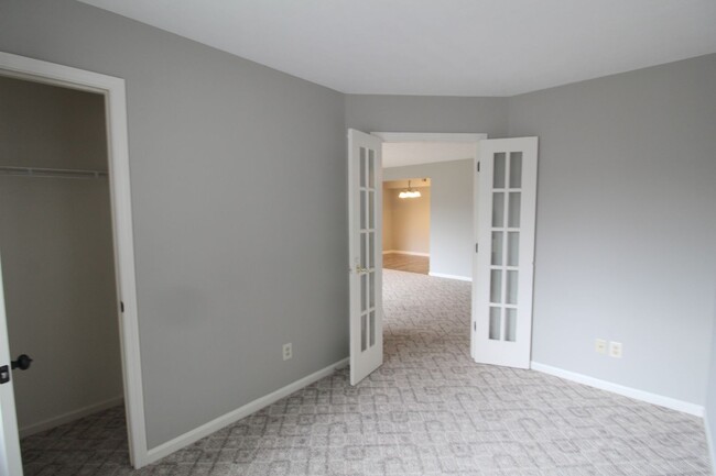 Building Photo - 3 bedroom condo for rent with great sunris...