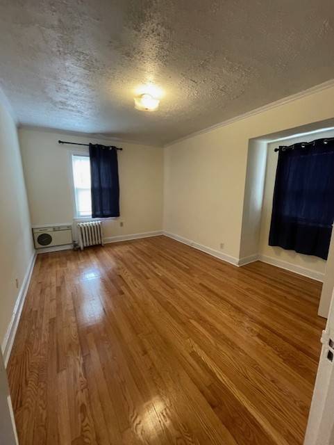 Building Photo - 64-39 Fitchett St