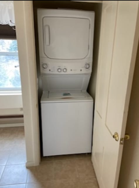 Building Photo - 3830 Green Meadow Dr