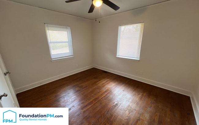 Building Photo - 2143 Vollintine Ave