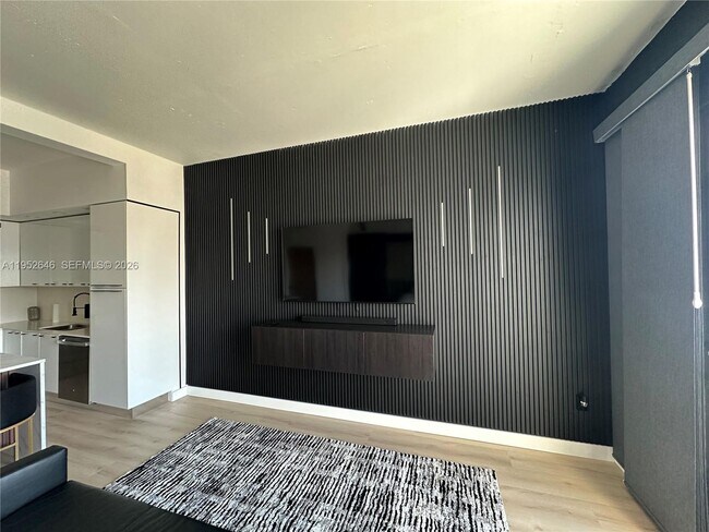 Building Photo - 234 NE 3rd St