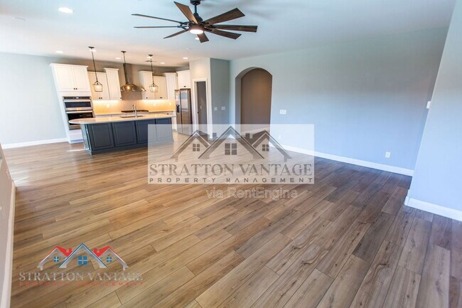 Building Photo - 6629 W Springfield Wy