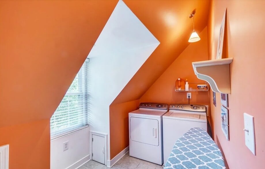 Building Photo - 3500 Rosewood Ave