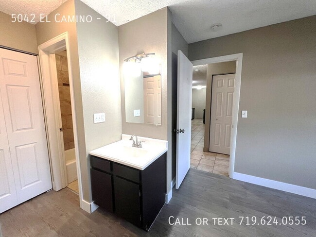 Building Photo - 5042 El Camino Dr