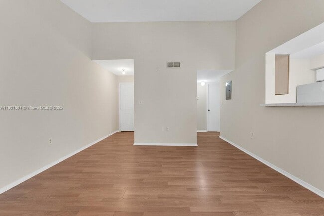 Building Photo - 2321 NW 33rd St