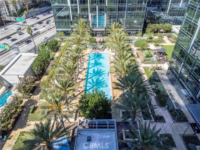 Building Photo - 877 Francisco St