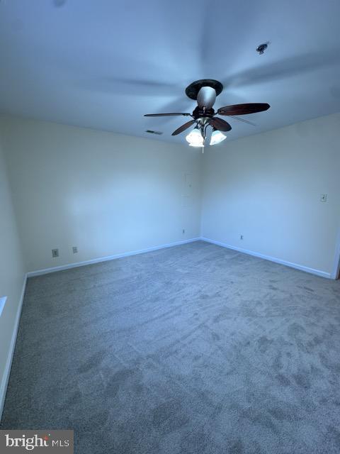 Building Photo - 61 Fern Oak Cir