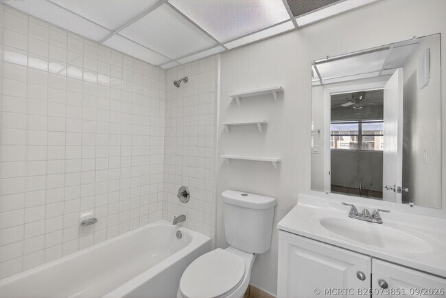 Building Photo - 7925 S Colony Cir