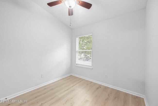 Building Photo - 13305 Solar Dr