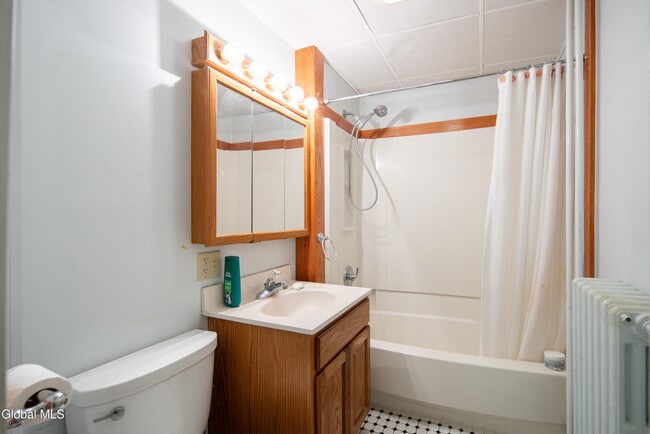 Building Photo - 1871 9th Ave