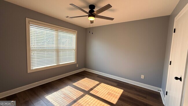 Building Photo - 338 Brookstone Dr
