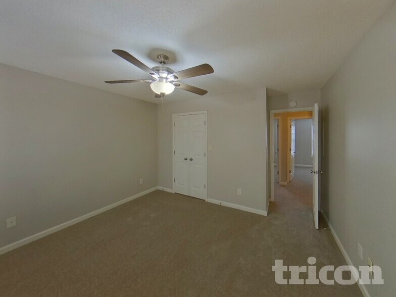 Building Photo - 241 Amy Blvd