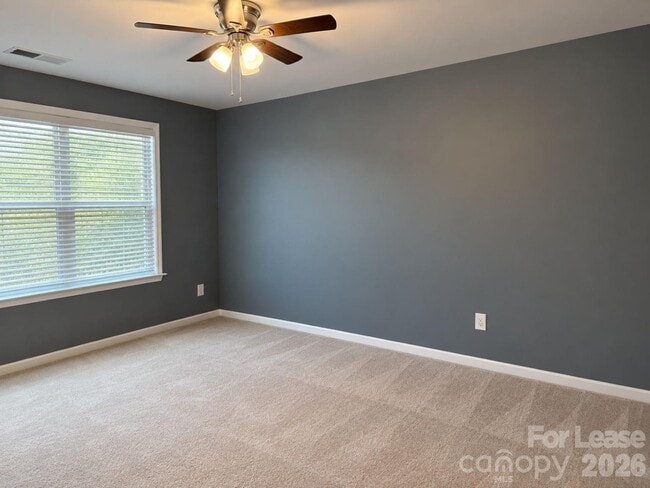 Building Photo - 2642 Treeline Dr