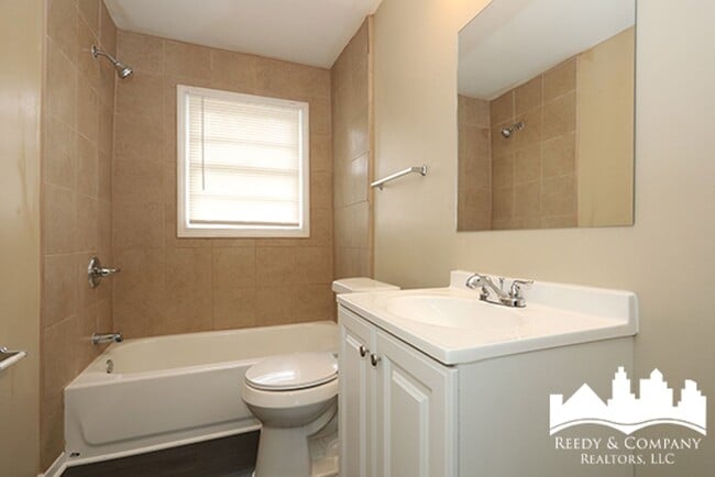 Building Photo - 1560 Cane Rd