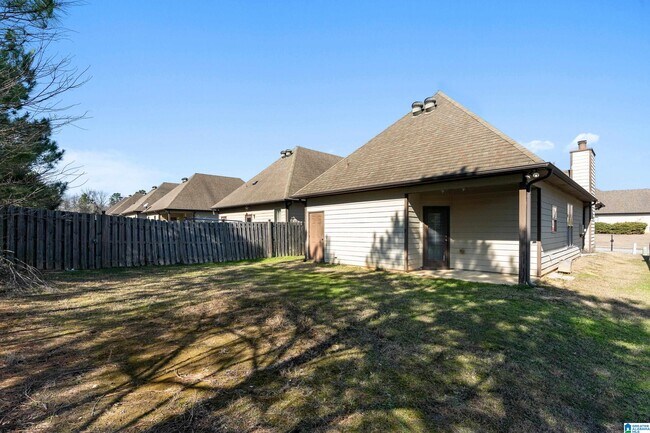 Building Photo - 1097 Savannah Ln