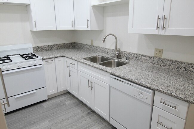 Building Photo - 4721 Kester Ave