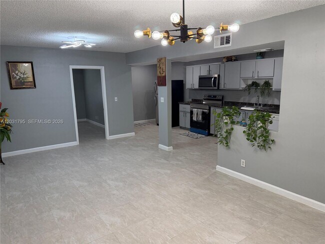 Building Photo - 2698 NW 60th Way