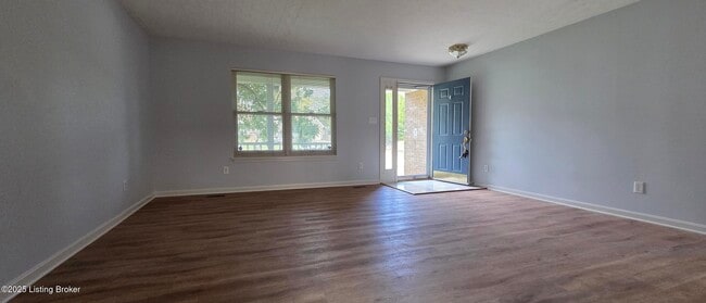 Building Photo - 13606 Saddlecreek Dr