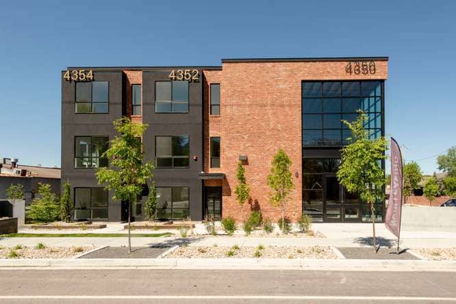 Building Photo - 884 E Rowley Dr