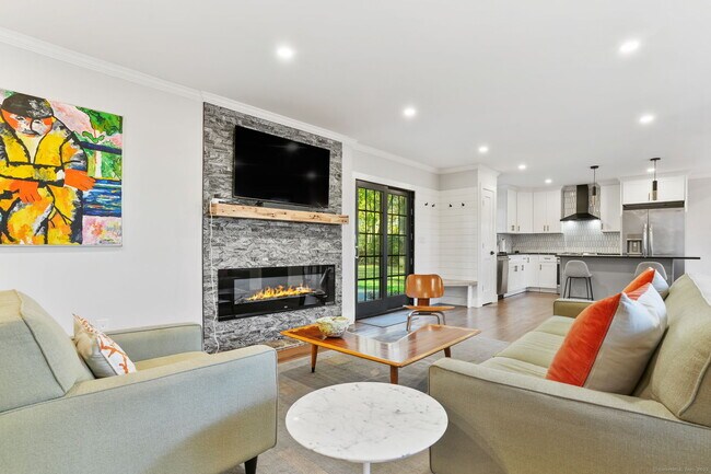 Building Photo - 58 Big Trail