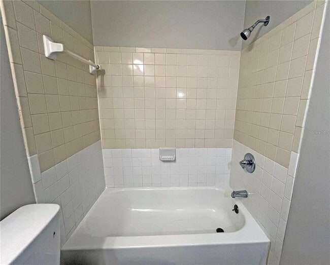 Building Photo - 9509 Fieldview Cir