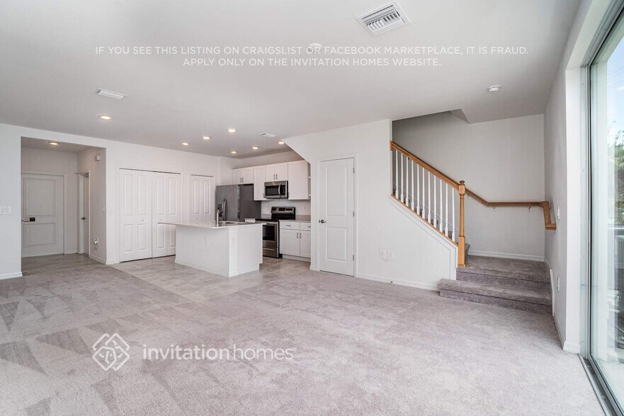 Building Photo - 7153 Greenwood Park Cir