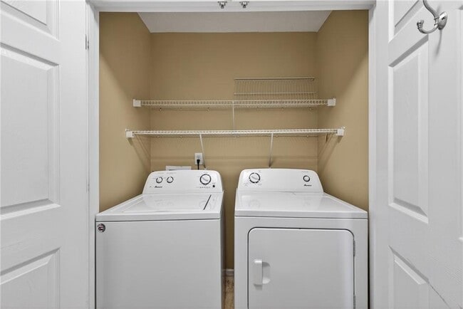 Building Photo - 1418 Shiloh Way NW