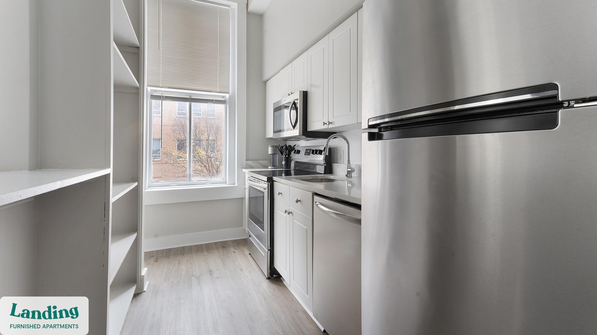 Building Photo - 617 W Lexington St